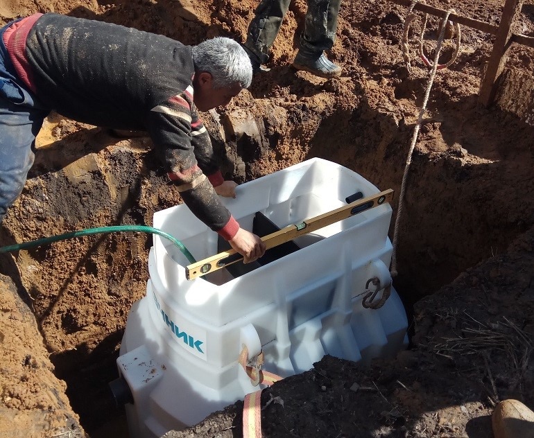 Септик Дачник 2.5 ПР